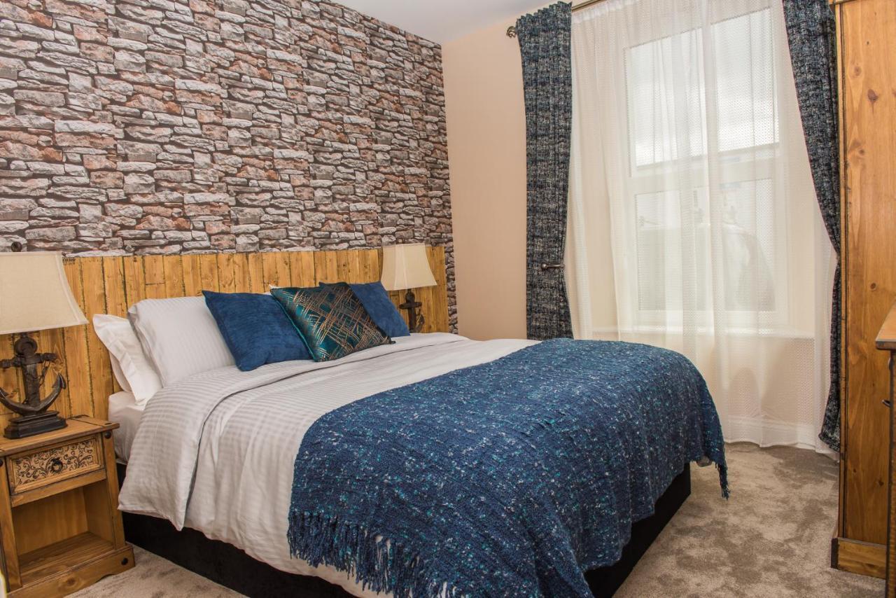 Deluxe Rustic Charlestown Themed Apartment 圣奥斯特尔 外观 照片